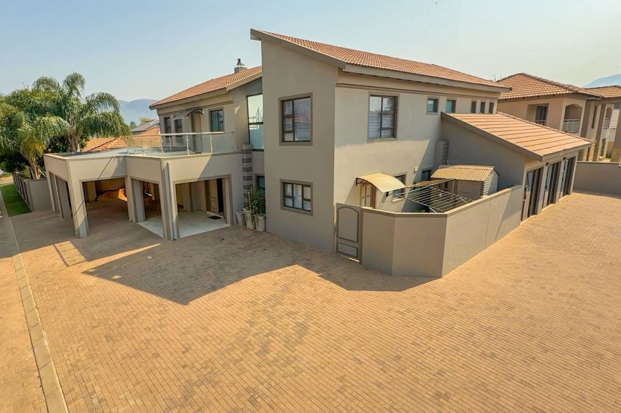7 Bedroom Property for Sale in Melodie North West